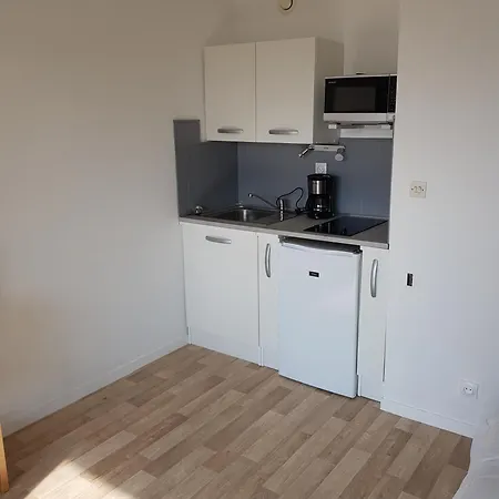 Front De Appartement *